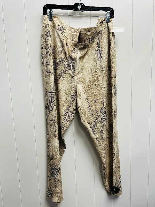 Pants Other By White House Black Market In Cream, Size: 14