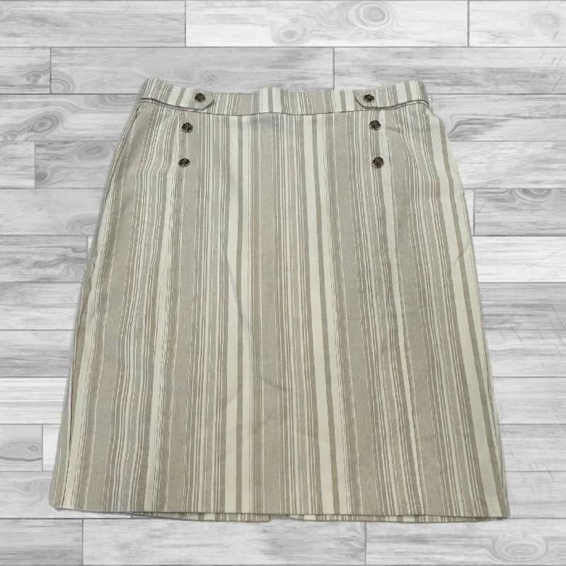 Skirt Mini & Short By Clothes Mentor In Cream, Size: 1x