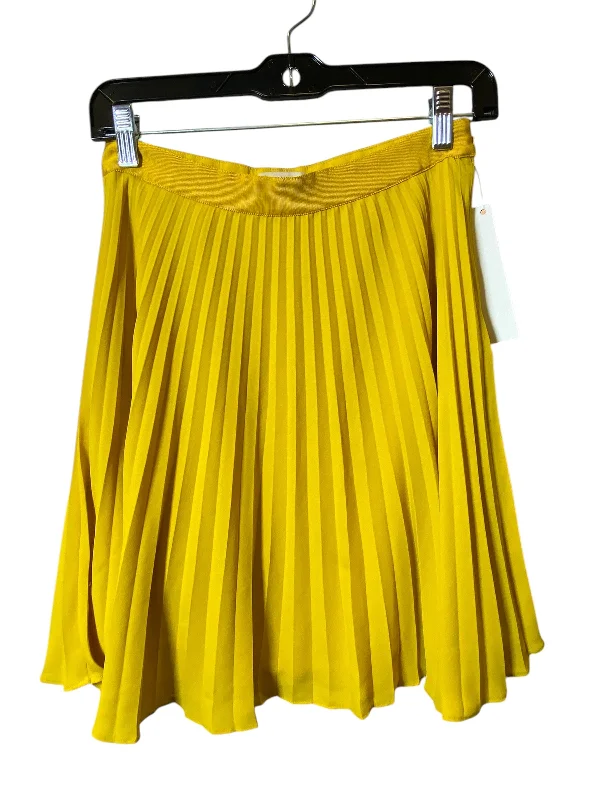 Skirt Mini & Short By Loft In Yellow, Size: 0