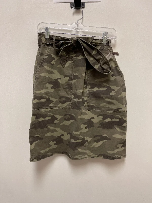 Skirt Midi By Banana Republic In Camouflage Print, Size: 10